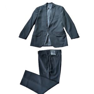 INC men’s Black Suit size Small Pants Size 32 W - 32 L. New never worn.
